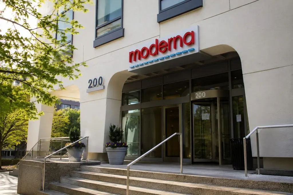 Moderna (NASDAQ:MRNA) gains $2.9 billion as investors pile into flu push, beating 2025 revenue