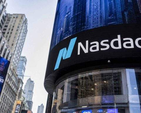 Nasdaq (NASDAQ:NDAQ) Tops Q2 Estimates; Index, Fintech Growth Power Results