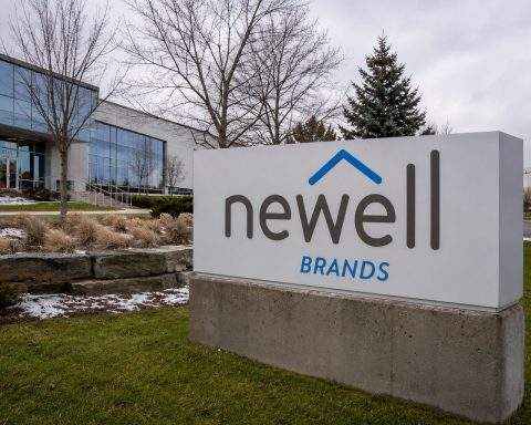 Newell Brands (NASDAQ:NWL) surges 25% after return to sales growth and tariff refund boost results