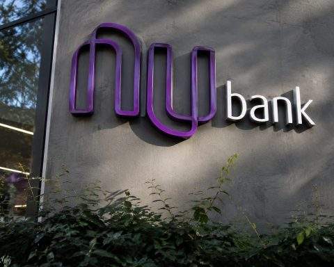 Nu Holdings Stock Gains, but Its $1 Billion Buyback May Do Less Than It Seems