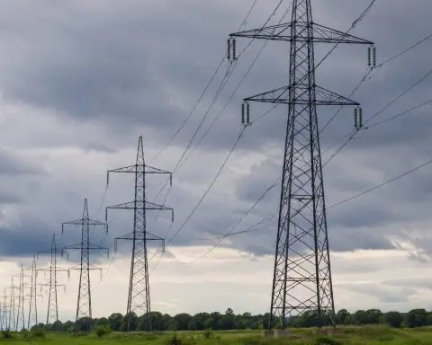 Ohio Tops Sun Belt in Business, Power Lines Worth Watching