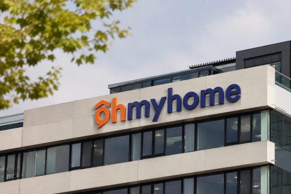 Ohmyhome (NASDAQ:OMH) surge highlights attention on 9-for-1 warrant dilution
