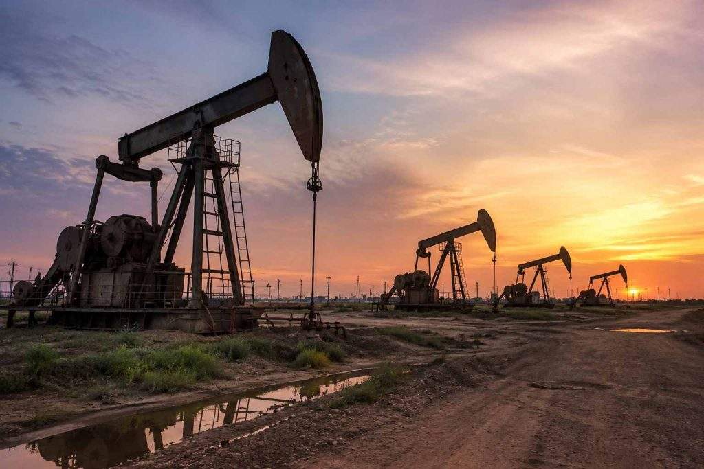 Brent Surges Over 20% in July; Hormuz Concerns Widen Price Gap