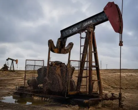 Oil surpasses $100 after Red Sea attack raises threat to Saudi Arabia’s Hormuz alternative