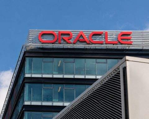 Oracle (NYSE:ORCL) lines up $638B AI backlog with $95B capex plan