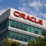 Oracle (NYSE:ORCL) stock looks for footing after AI backlog tops market value