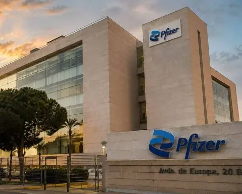 Pfizer (NYSE:PFE) Stock Gains Before Q2 as Eliquis Read-Through Strengthens