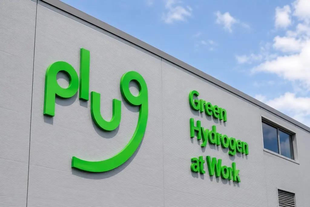Plug Power (NASDAQ:PLUG) shares swing as shorts, cash take focus before Denmark project
