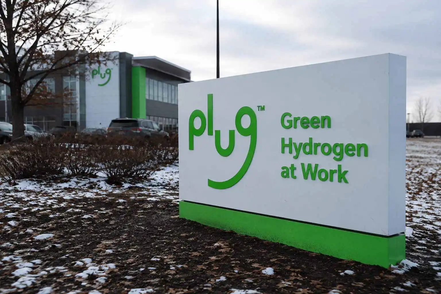 Plug Power steady at $2.21 as $80 million liquidity drive faces cash-burn scrutiny (Plug Power) Plug Power steady at $2.21 as $80 million liquidity drive faces cash-burn scrutiny (Plug Power)