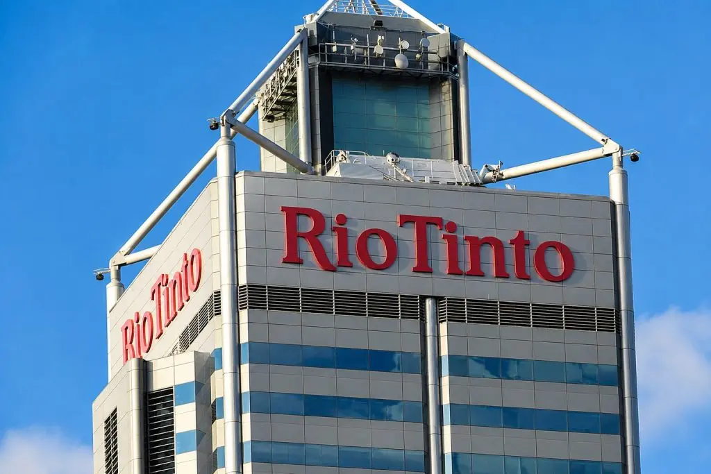 Rio Tinto (LON:RIO) Advances Ahead of Results, Iron Ore Performance Seen as Key