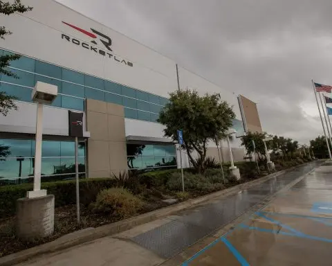 Rocket Lab (NASDAQ:RKLB) holds near deal collar as Iridium agreement in focus on Nasdaq open