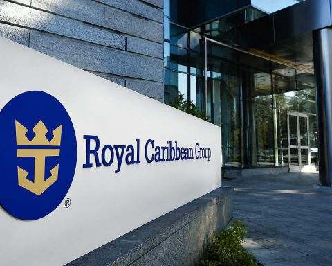 Royal Caribbean shares rise 5.7% as outlook calms booking concerns