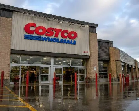 Sam’s Club comes out ahead of Costco (NASDAQ:COST) on chicken; Walmart (NASDAQ:WMT) gains in traffic