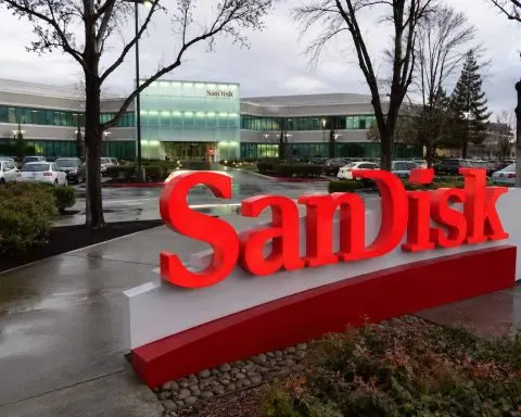 Sandisk (NASDAQ:SNDK) gains 7.6%, recouping just a quarter of last week’s decline