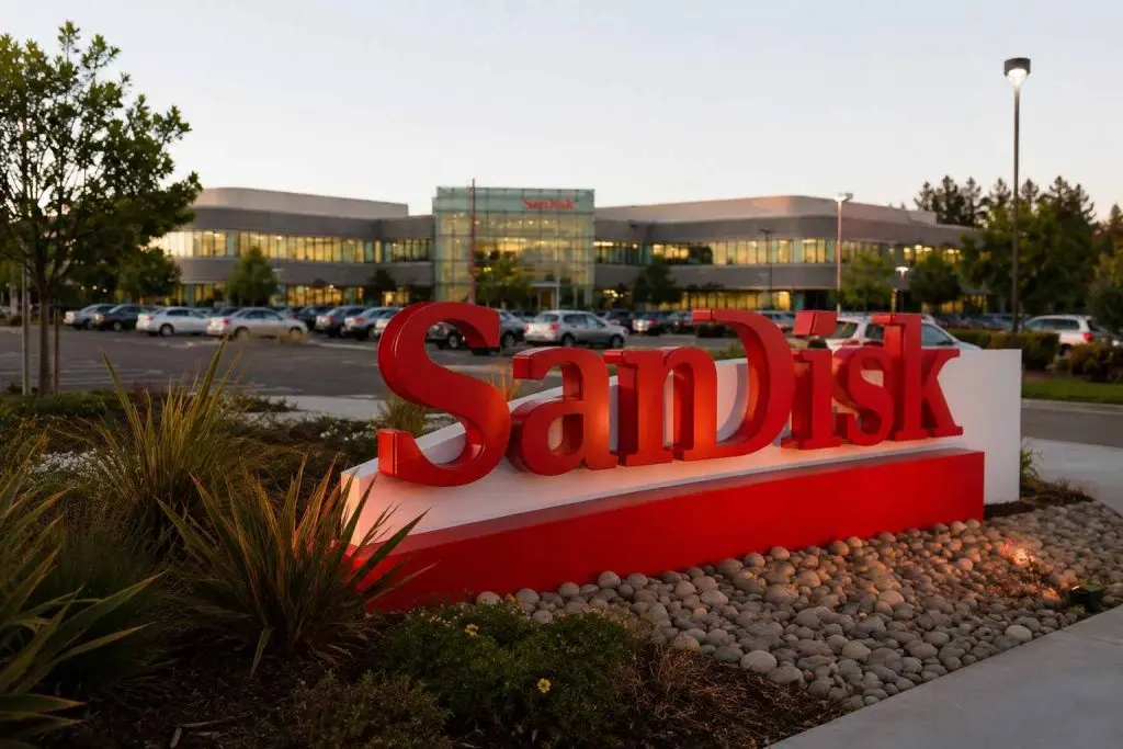 Sandisk Slumps 55% in July; Valuation Depends on Keeping 80% Margins