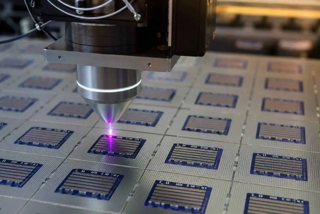 Semiconductors ETF slide puts AI exposure in focus; Invesco (NYSEARCA:PSI) falls back