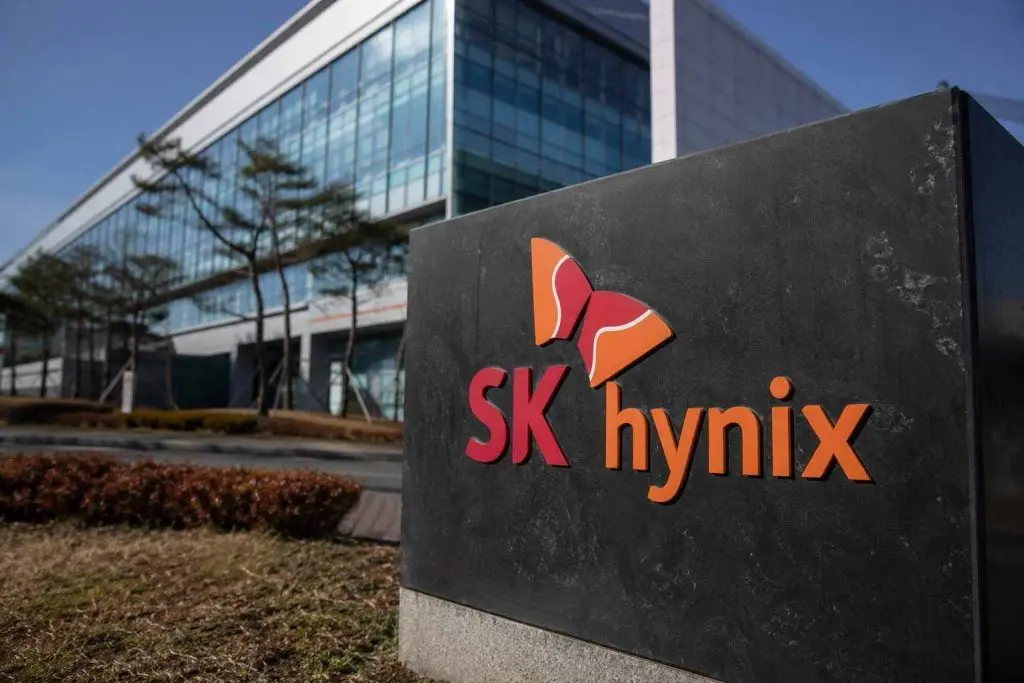 SK hynix (KRX:000660; NASDAQ:SKHY) ADR premium at 24% puts focus on Seoul trading