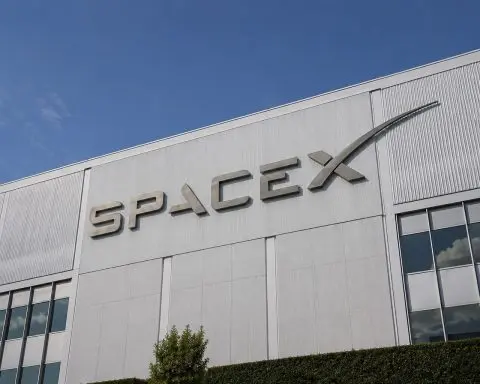 Space Exploration Technologies Corp (NASDAQ:SPCX) faces short pressure ahead of Nasdaq-100 entry