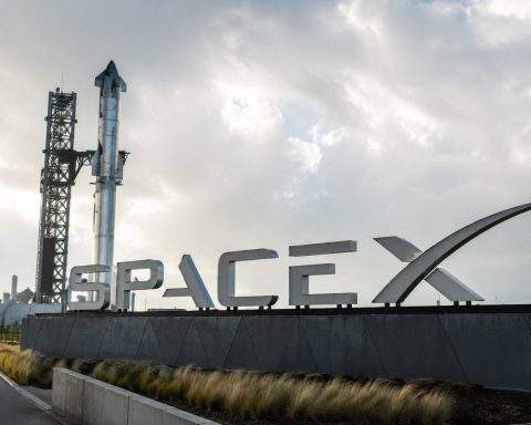 Starship Flight 13 Lifts Off as Wall Street Watches for 5,000 Launches