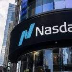 Nasdaq-100 drops 1.9 points as investor caution over AI funding eclipses oil price boost