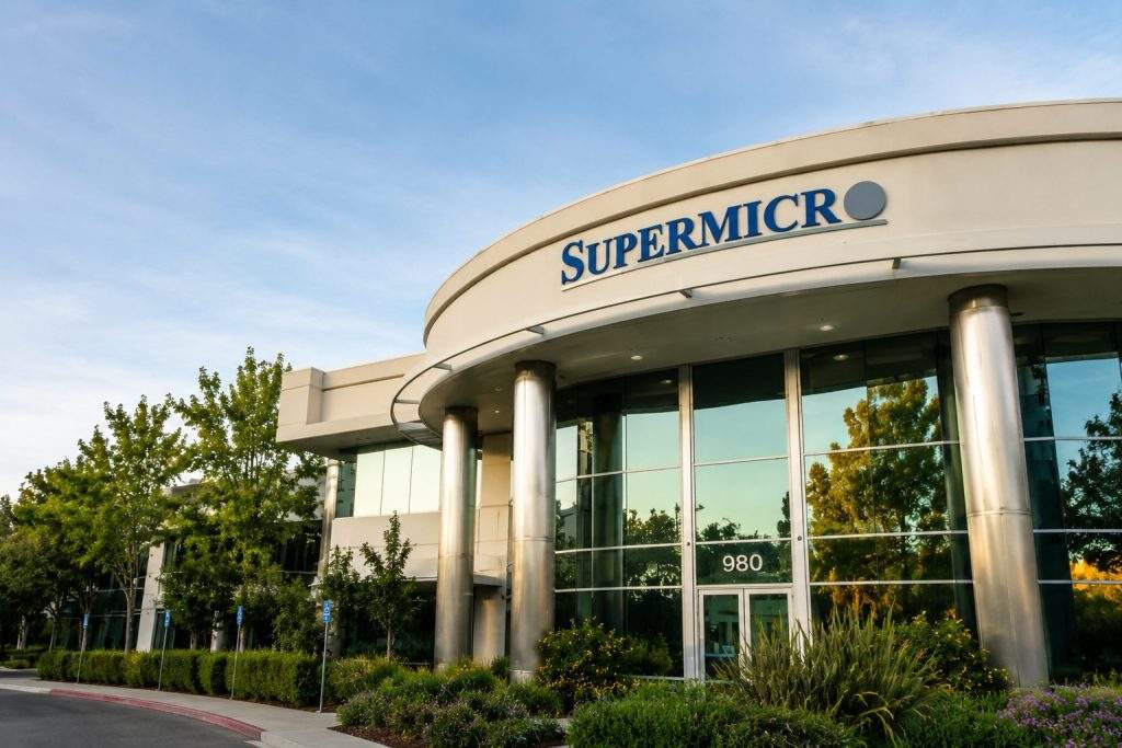 Super Micro (NASDAQ:SMCI) Shares Steady as Advance in Preliminary Margin Indicates $850 Million Gross Profit Surge