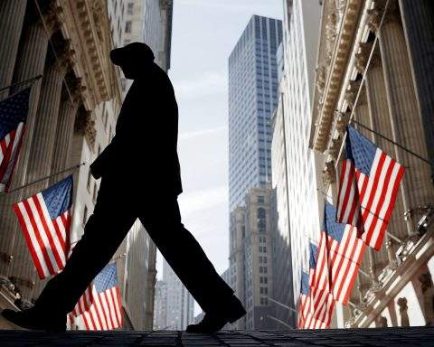 U.S. Financial Stocks Pulled in $1 Billion as Gains Stayed Concentrated