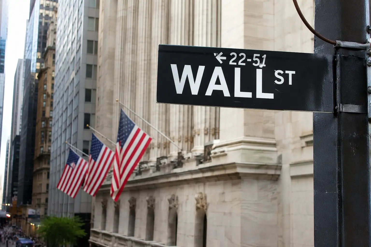 US stock futures slip before market open with Nasdaq down, yields up as oil declines