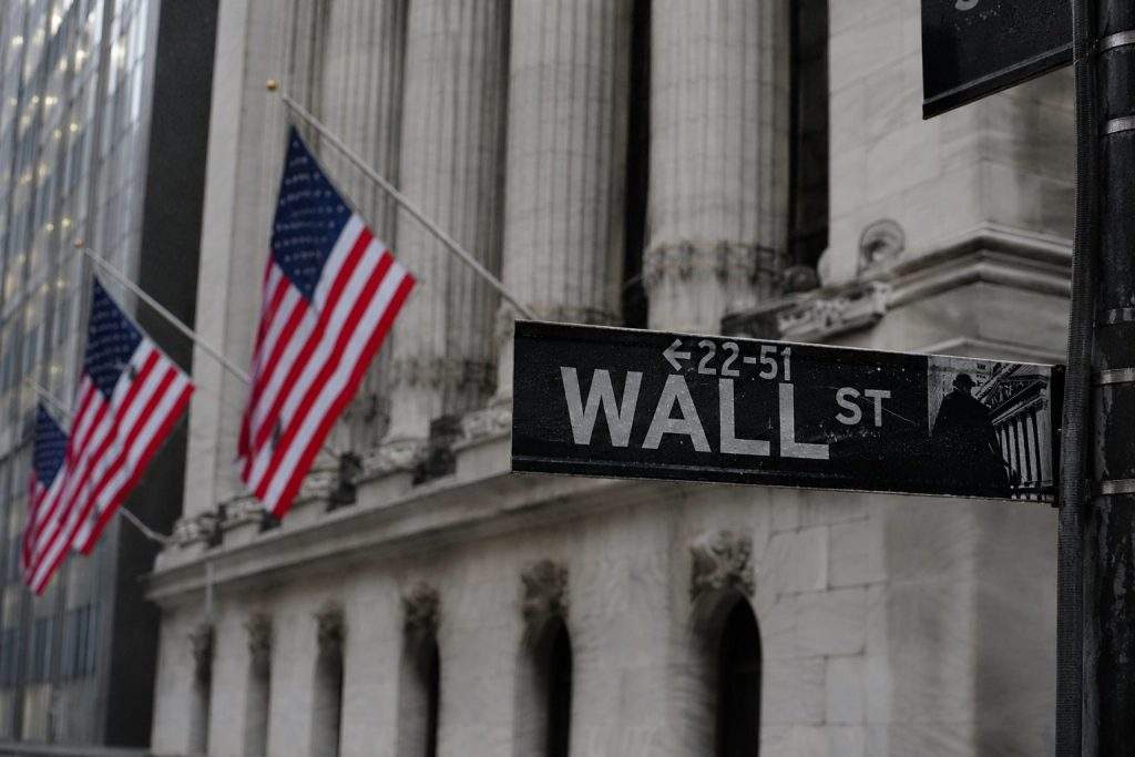 US equity futures steady as oil rises; market eyes $190 billion tech options AI event
