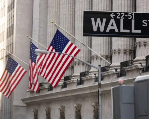 US stocks: S&P 500 faces earnings gap as Fed minutes loom for Dow, Nasdaq