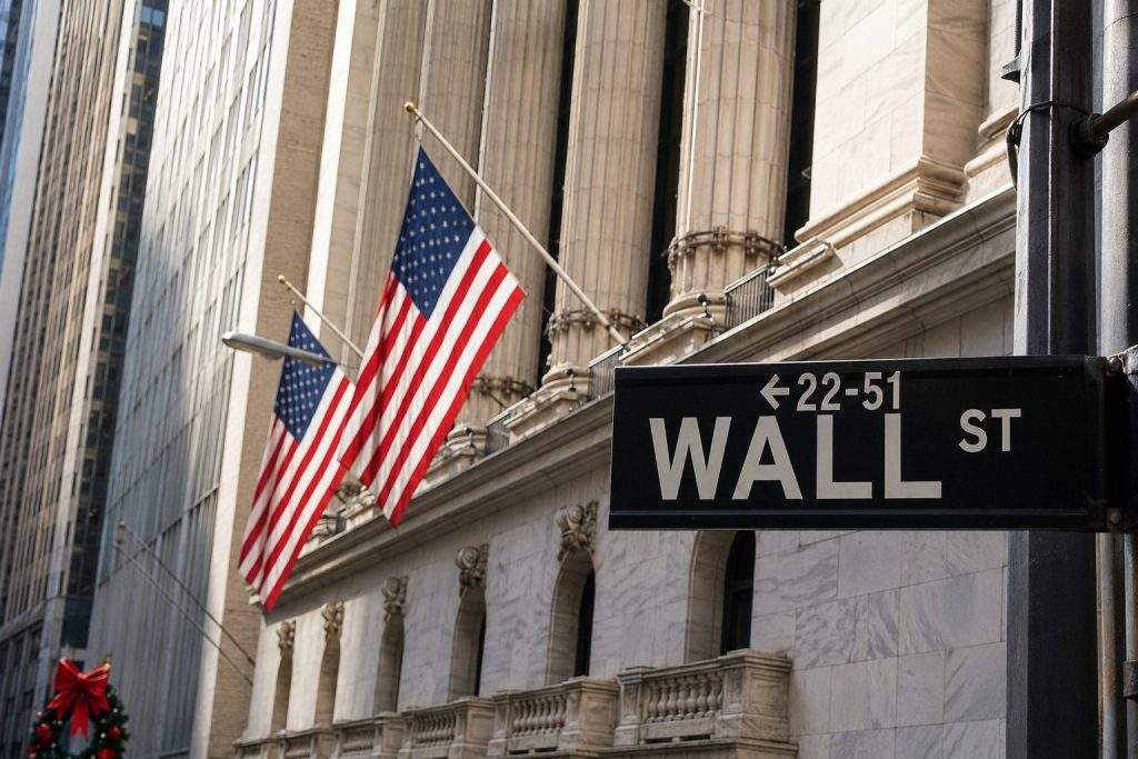 US Stock Market Weekly: Nasdaq Falls, Small Caps Hold 2026 Advantage