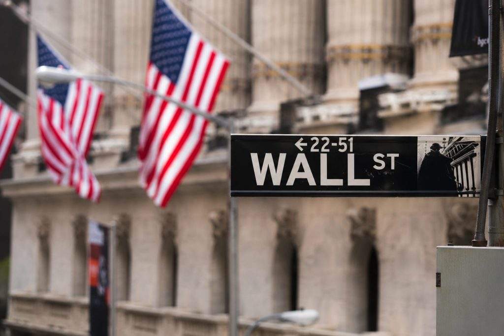 US Stocks Open Mixed With Tech Under Pressure