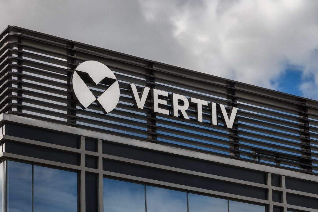 Vertiv Climbs 6% After Tumultuous 18% Swing; 50x Earnings Level In Sight