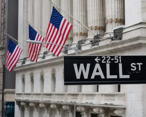 Wall Street Chip Rally Spreads Past Nvidia, But Risks Are Up