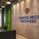Deal Discount on Warner Bros. Discovery (NASDAQ:WBD) Shares Surpasses Buffer From Delay-Fee