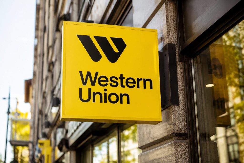 Western Union (NYSE:WU) falls 11% as digital expansion pressures transaction margins