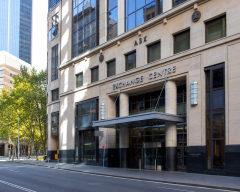 Australischer Aktienmarkt heute 28/08/2026 [UPDATE: 13:36 AEST] [Banken und BHP heben den ASX, während WAM, PEXA um 18 % sinken]