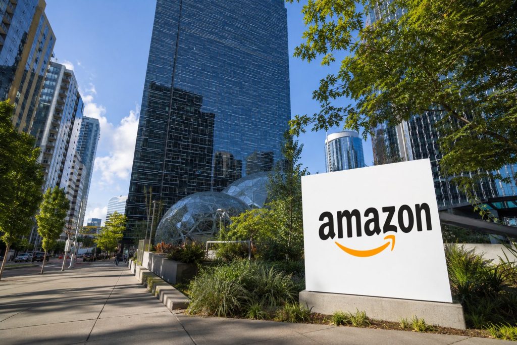 Amazon Stock (AMZN) Slips as AWS Growth Meets a $25.8 Billion Free-Cash-Flow Swing