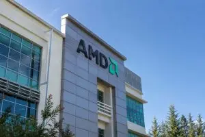 Advanced Micro Devices (NASDAQ:AMD) Retreats in U.S. Premarket as Cash Conversion Slows Despite Record AI Revenue