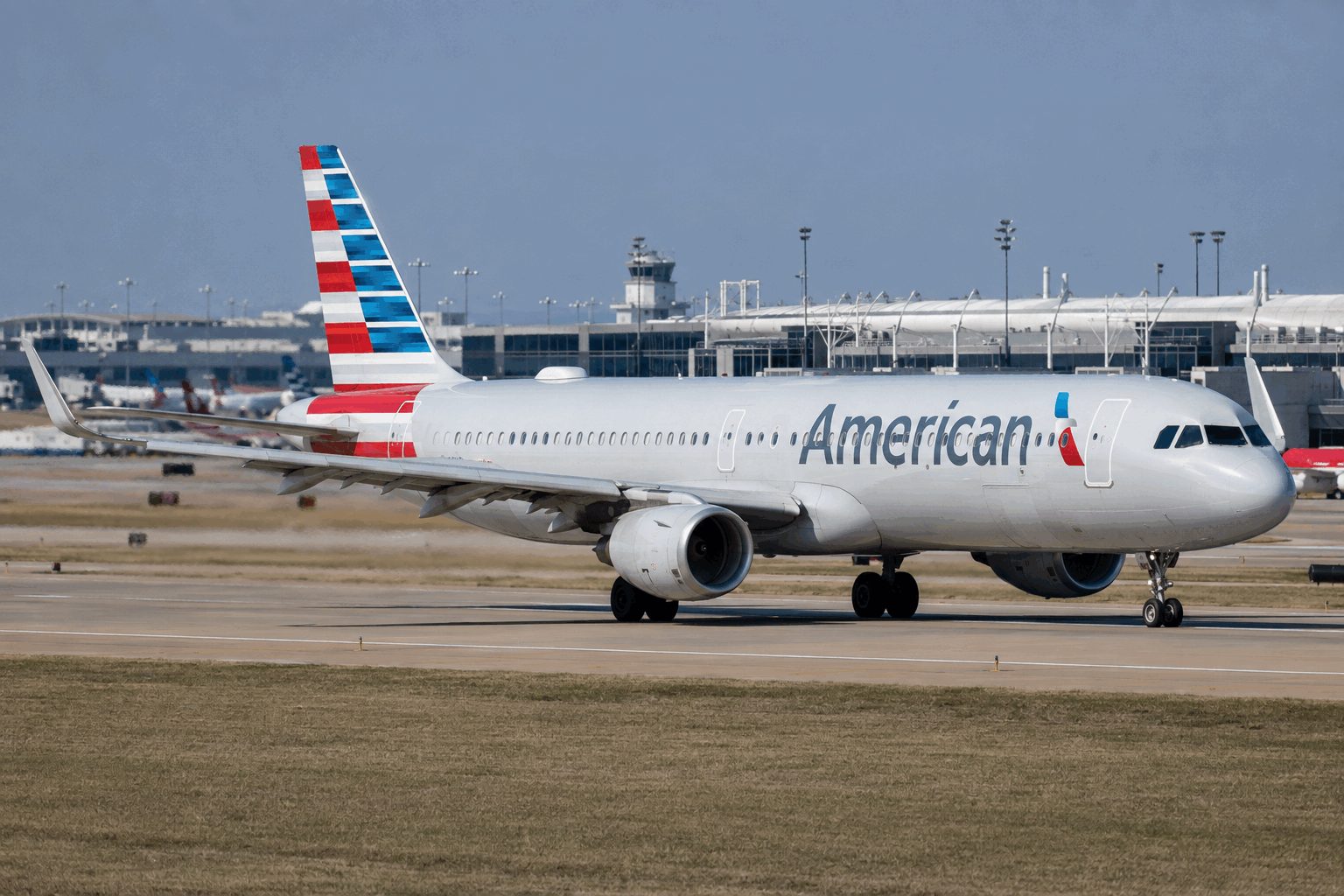 American Airlines Shares Edge Down 0.6% Despite Record Revenue, Yielding 0.4% Net Margin American Airlines Shares Edge Down 0.6% Despite Record Revenue, Yielding 0.4% Net Margin