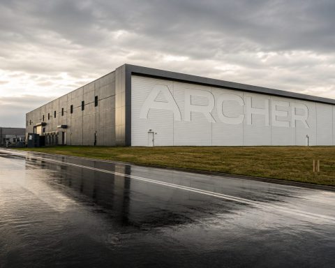 Archer Aviation (NYSE:ACHR) Gains 11% Following Boeing Deal, Locks in $200 Million Revenue