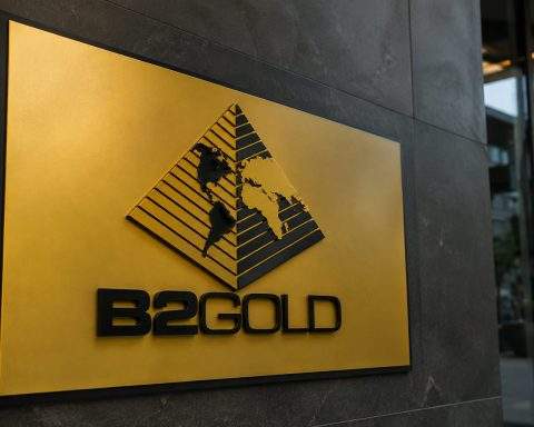 B2Gold shares climb alongside gold as markets open, amid Goose ramp-up challenge ahead