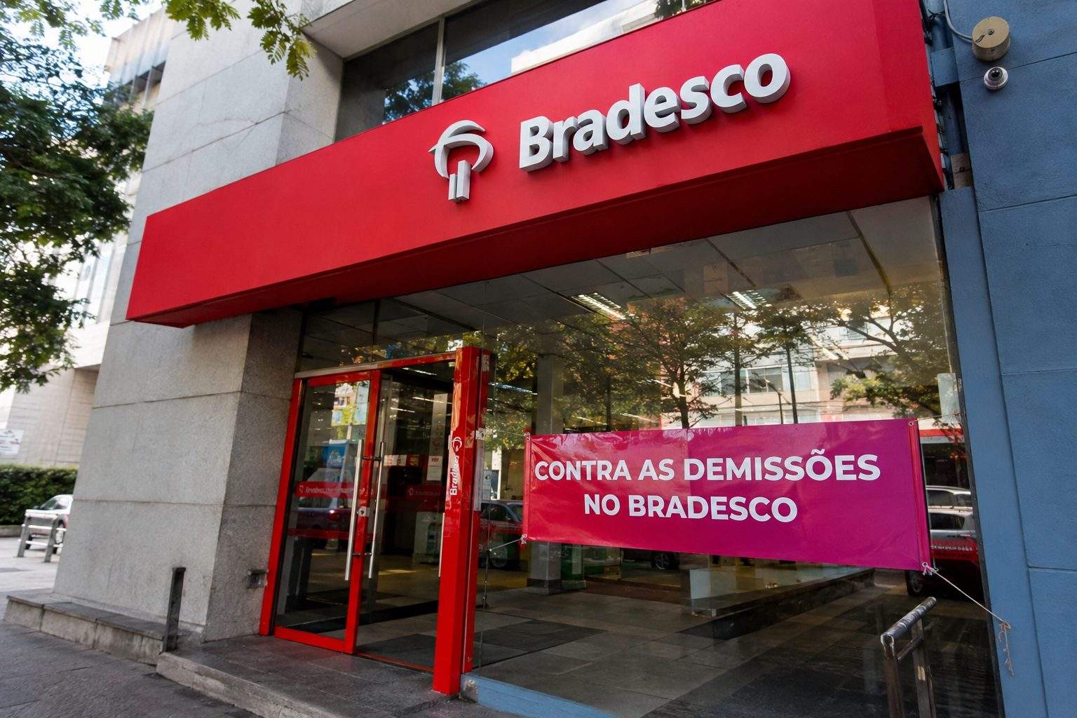 Banco Bradesco (BVMF:BBDC4) shares under rights offering value as provisions weigh on recovery Banco Bradesco (BVMF:BBDC4) shares under rights offering value as provisions weigh on recovery