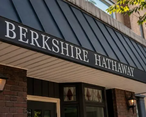 Berkshire Hathaway Approaches Analyst Price Target as Short-Term Rate Benefit Fades