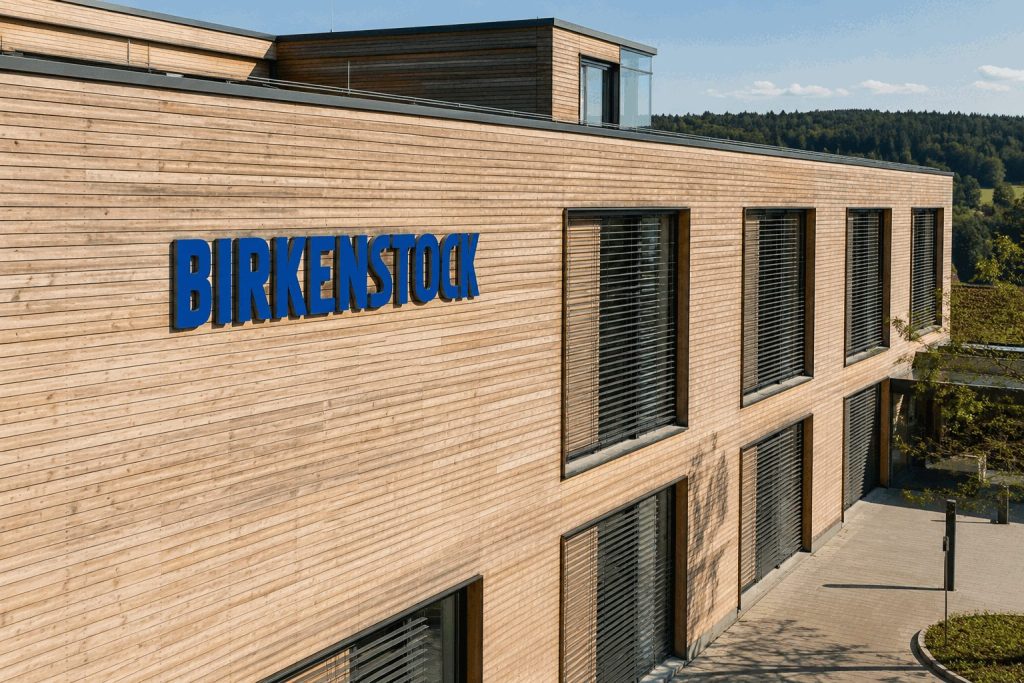 Birkenstock Stock (BIRK) Jumps 17% as Sales Guidance Wins Over an EPS Miss Birkenstock Stock (BIRK) Jumps 17% as Sales Guidance Wins Over an EPS Miss