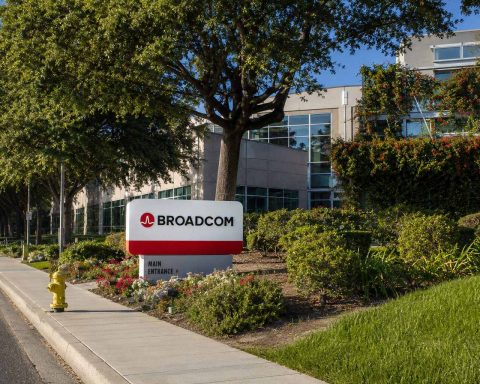 Broadcom-Aktien durch Bedenken bei Google-Zulieferern gefährdet, während 370 Milliarden Dollar an KI-Investitionen prognostiziert werden
