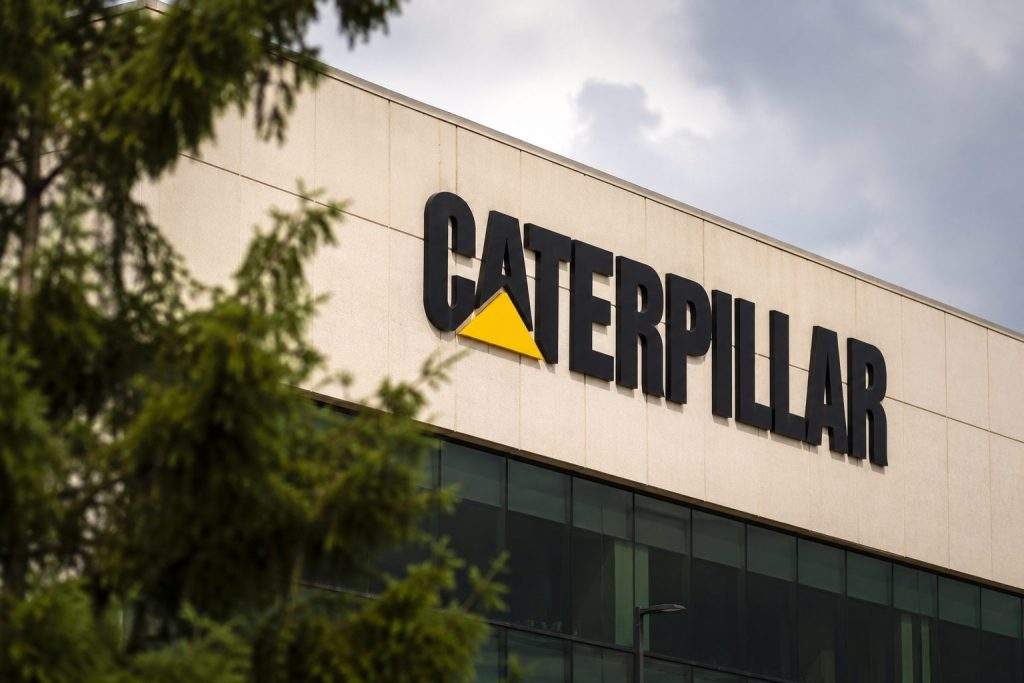 Caterpillar (NYSE:CAT) Shares Surge 7.5% with Construction Segment Driving Q2 Expansion