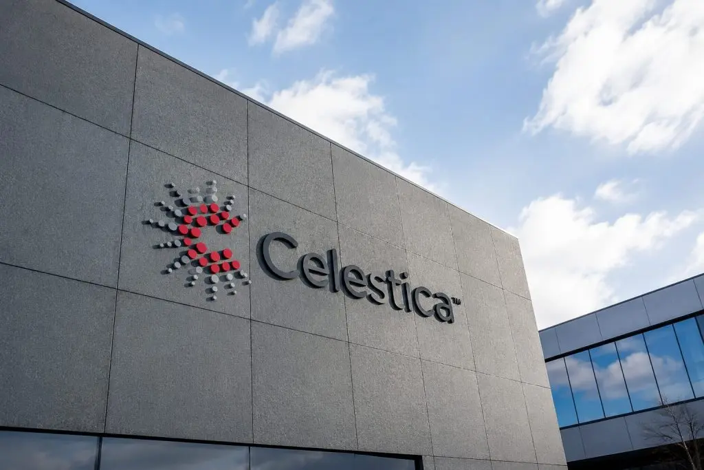 Celestica Inc. (NYSE:CLS) Shares Fall to $310 Issue Price Amid $3 Billion AI Equity Raise Putting 2027 Expansion Plans Under Spotlight