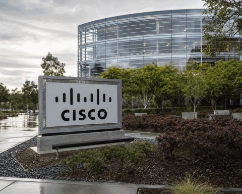 Cisco Shares Fall 6% in Premarket as Margin Pressure Wipes $29 Billion