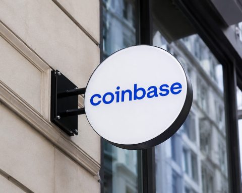 Coinbase launches 24/5 UK stock service, putting USDC-driven growth plan to the test