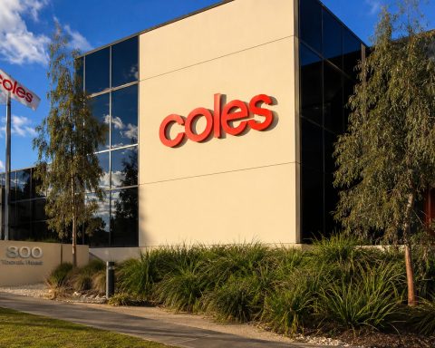 Coles Online Faces Alcohol Ordering Glitch Ahead of Earnings Report Following Weekly A$965 Million Drop